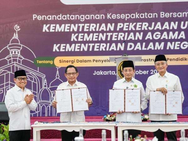 Menko PM, Menag, hingga Menteri PU Teken Kerja Sama Pembangunan Ponpes: Ini Sesuai Arahan Presiden Prabowo Menko PM, Menag, hingga Menteri PU Teken Kerja Sama Pembangunan Ponpes: Ini Sesuai Arahan Presiden Prabowo