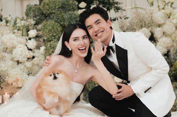Selamat! Davika Hoorne dan Ter Chantavit Resmi Menikah Selamat! Davika Hoorne dan Ter Chantavit Resmi Menikah