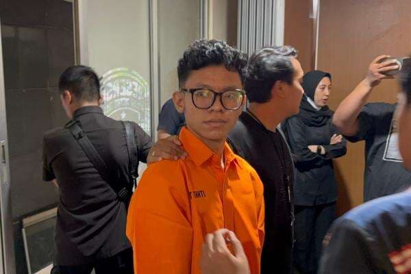 Tampang Pria Aniaya Pacar di Depok gegara Ajakan Berbuat Kriminal Ditolak Tampang Pria Aniaya Pacar di Depok gegara Ajakan Berbuat Kriminal Ditolak