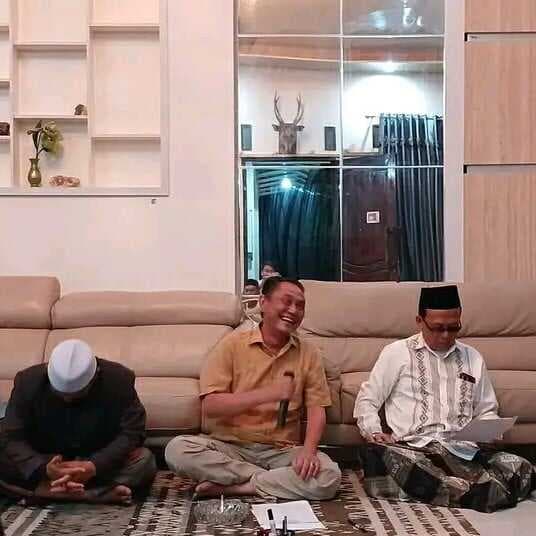 Ali Rahman Berikan Motivasi Untuk Relawan: Tetap Solid, Jaga Kemenangan dengan Riang Gembira Ali Rahman Berikan Motivasi Untuk Relawan: Tetap Solid, Jaga Kemenangan dengan Riang Gembira