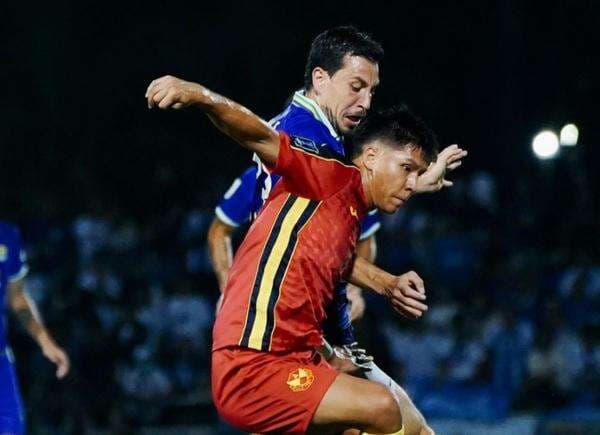 Hasil Babak Pertama Persib Bandung vs Selangor FC: Thom Haye Cs Tertinggal 0-2 Hasil Babak Pertama Persib Bandung vs Selangor FC: Thom Haye Cs Tertinggal 0-2