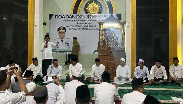 Kemenkumham Sulbar Hadiri Doa dan Dzikir Bersama untuk Pilkada Aman Kemenkumham Sulbar Hadiri Doa dan Dzikir Bersama untuk Pilkada Aman
