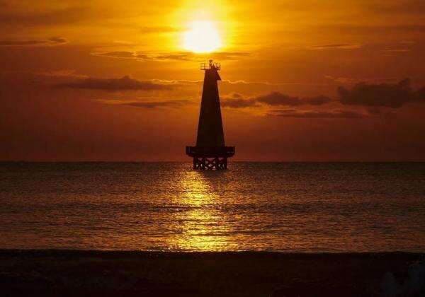 Tempat Wisata Pantai Eksotis saat Liburan Akhir Tahun di Cilacap Tempat Wisata Pantai Eksotis saat Liburan Akhir Tahun di Cilacap