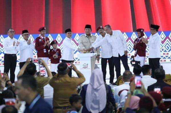 Menteri Rini Hadiri Peresmian Sekolah Rakyat, Presiden Tegaskan Pendidikan Jadi Prioritas Menteri Rini Hadiri Peresmian Sekolah Rakyat, Presiden Tegaskan Pendidikan Jadi Prioritas