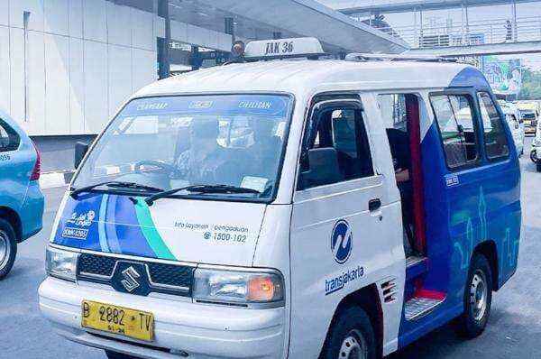 Heroik! Sopir Jaklingko Bantu Tangkap Jambret di Jaktim, Serempet Motor Pelaku Heroik! Sopir Jaklingko Bantu Tangkap Jambret di Jaktim, Serempet Motor Pelaku