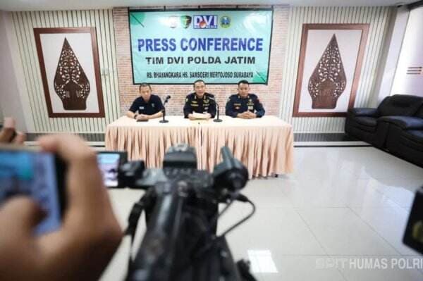 Update Korban Ponpes Al Khoziny Sidoarjo, DVI Polda Jatim Identifikasi 55 Jenazah Update Korban Ponpes Al Khoziny Sidoarjo, DVI Polda Jatim Identifikasi 55 Jenazah