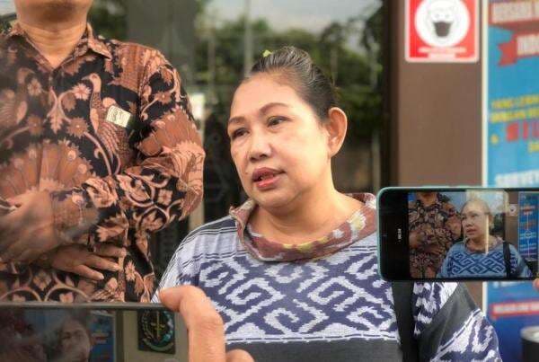 Korupsi Proyek TBM Mojokerto: Suami Jadi Tersangka, Istri Siap Buka Borok Pemkot di Pengadilan Korupsi Proyek TBM Mojokerto: Suami Jadi Tersangka, Istri Siap Buka Borok Pemkot di Pengadilan