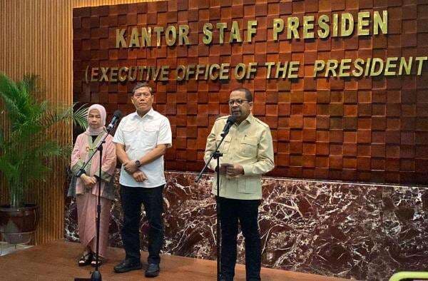 Qodari Buka Pesan Rahasia Seskab Teddy Usai Dilantik Jadi KSP Qodari Buka Pesan Rahasia Seskab Teddy Usai Dilantik Jadi KSP