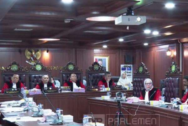 Sidang Etik, Saksi Ungkap Kronologi Aksi Joget Uya Kuya-Eko Patrio di DPR Sidang Etik, Saksi Ungkap Kronologi Aksi Joget Uya Kuya-Eko Patrio di DPR