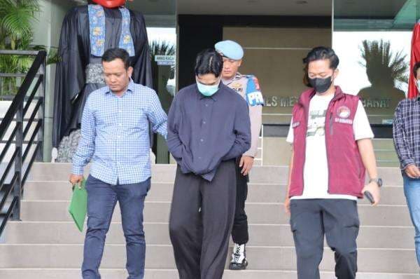 Polisi Tetapkan Pemasok Narkoba ke Onad Jadi Tersangka, Langsung Ditahan Polisi Tetapkan Pemasok Narkoba ke Onad Jadi Tersangka, Langsung Ditahan