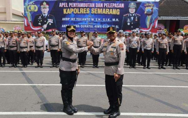 AKBP Ratna Resmi Jabat Kapolres Semarang Gantikan AKBP Ike AKBP Ratna Resmi Jabat Kapolres Semarang Gantikan AKBP Ike