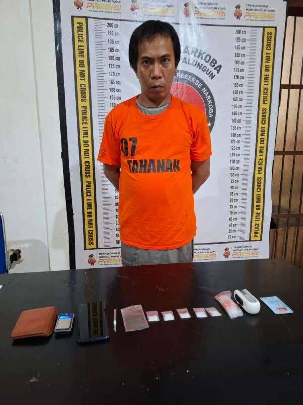 Polisi Tangkap Pengedar Sabu 6,49 Gram Polisi Tangkap Pengedar Sabu 6,49 Gram