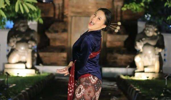 Dibumbui Komedi Ringan, Aura Nixie Bikin Masak Jadi Gampang Dibumbui Komedi Ringan, Aura Nixie Bikin Masak Jadi Gampang