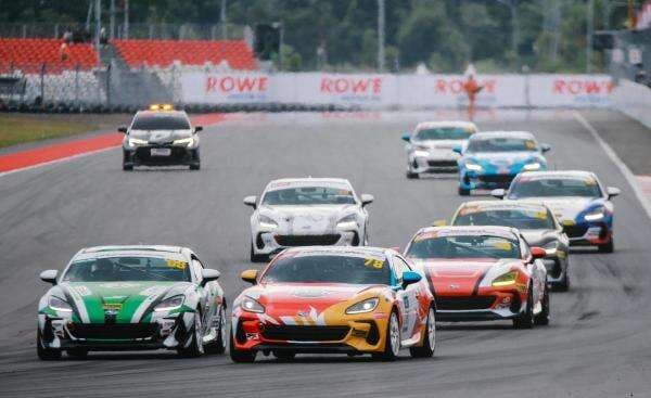 Subaru BRZ Super Series 2025 Digelar di Sirkuit Mandalika, Pembalap Berjibaku di Jalan Basah dan Kering Subaru BRZ Super Series 2025 Digelar di Sirkuit Mandalika, Pembalap Berjibaku di Jalan Basah dan Kering