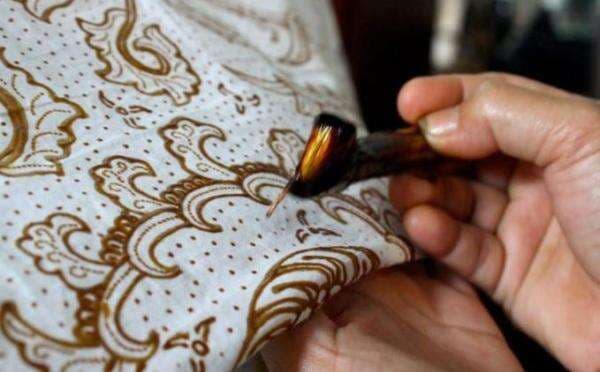 Kemenperin Optimistis Tarif Trump Tak Berdampak Signifikan bagi Ekspor Batik RI Kemenperin Optimistis Tarif Trump Tak Berdampak Signifikan bagi Ekspor Batik RI