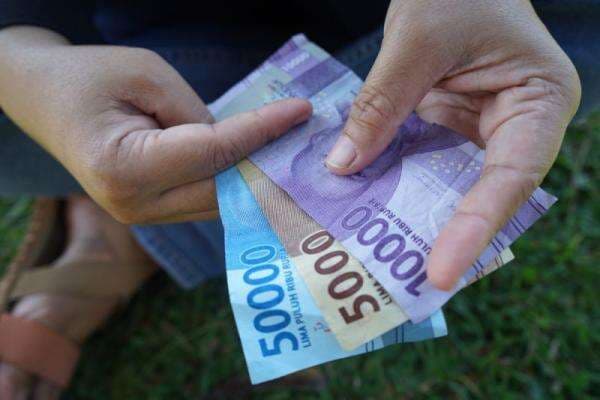 Waspada, Inilah Ciri-Ciri Kecanduan Spending Kecil yang Bikin Keuangan Bocor Waspada, Inilah Ciri-Ciri Kecanduan Spending Kecil yang Bikin Keuangan Bocor