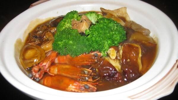 Kenali Ciri-Ciri Makanan Oriental dan Kontinental, dari Bumbu hingga Cara Memasak Kenali Ciri-Ciri Makanan Oriental dan Kontinental, dari Bumbu hingga Cara Memasak