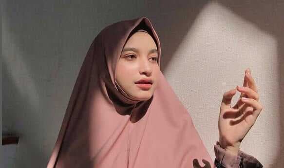 6 Artis yang Cerai Diduga karena KDRT, Nomor 5 Sempat Viral dan Bikin Netizen Geram 6 Artis yang Cerai Diduga karena KDRT, Nomor 5 Sempat Viral dan Bikin Netizen Geram