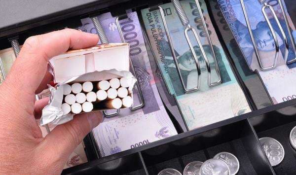 Catat, Segini Denda Jika Nekat Merokok di Kawasan Tanpa Rokok Jakarta Catat, Segini Denda Jika Nekat Merokok di Kawasan Tanpa Rokok Jakarta