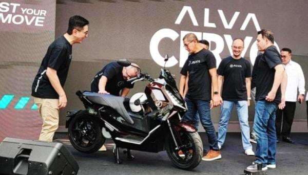 Alva Tak Mau Pakai Sistem Tukar Baterai, Bisa Pengaruhi Tenaga dan Jarak Tempuh Motor Listrik Alva Tak Mau Pakai Sistem Tukar Baterai, Bisa Pengaruhi Tenaga dan Jarak Tempuh Motor Listrik