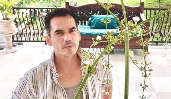 Rumah Dibongkar Paksa Disebut Netizen Kena Karma dari Mantan Istri, Begini Respons Atalarik Syach Rumah Dibongkar Paksa Disebut Netizen Kena Karma dari Mantan Istri, Begini Respons Atalarik Syach