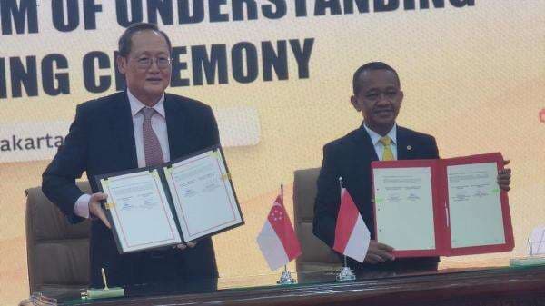 RI-Singapura Teken Tiga MoU Senilai Rp162 Triliun, Ada Ekspor Listrik Bersih RI-Singapura Teken Tiga MoU Senilai Rp162 Triliun, Ada Ekspor Listrik Bersih