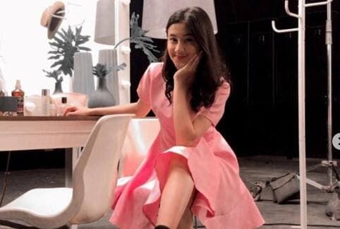 Biodata dan Agama Keisya Levronka: Penyanyi Muda yang Sukses dengan Lagu Tak Ingin Usai Biodata dan Agama Keisya Levronka: Penyanyi Muda yang Sukses dengan Lagu Tak Ingin Usai