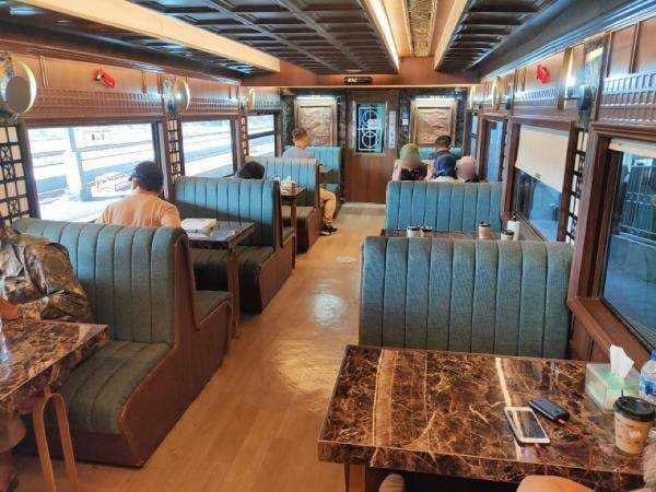 4 Cara Pesan Makan di Kereta, Langkah Order Menu via KAI Access dan Website 4 Cara Pesan Makan di Kereta, Langkah Order Menu via KAI Access dan Website