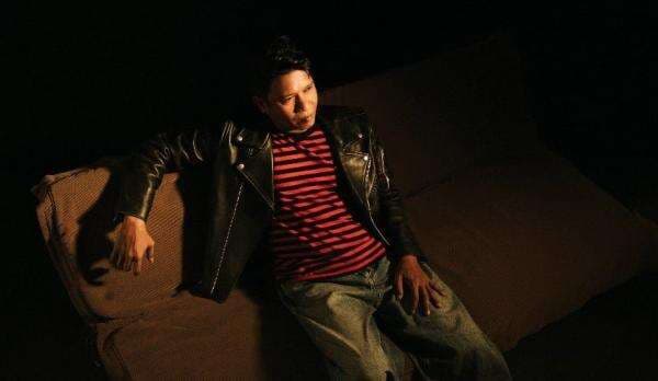 Ungkap Kesungguhan Cinta Lewat Lagu Jangan Pergi Dariku, Kris Tomahu: Aku Berharap Orang yang Kucintai Ungkap Kesungguhan Cinta Lewat Lagu Jangan Pergi Dariku, Kris Tomahu: Aku Berharap Orang yang Kucintai