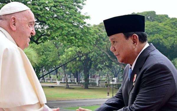Prabowo Titipkan Surat untuk Pemerintah Vatikan melalui Utusan Khusus Prabowo Titipkan Surat untuk Pemerintah Vatikan melalui Utusan Khusus