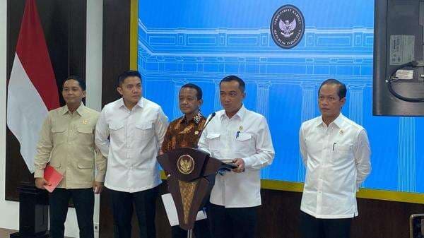 Akhirnya, Prabowo Cabut Empat Izin Usaha Tambang di Raja Ampat Akhirnya, Prabowo Cabut Empat Izin Usaha Tambang di Raja Ampat