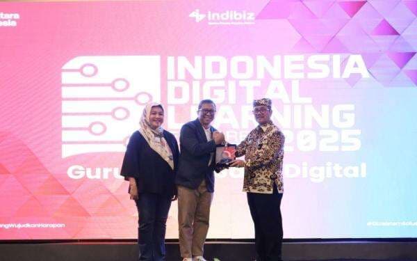 Bupati Cirebon Dukung Telkom Tingkatkan Kecakapan Digital Guru lewat Program IDL 2025 Bupati Cirebon Dukung Telkom Tingkatkan Kecakapan Digital Guru lewat Program IDL 2025