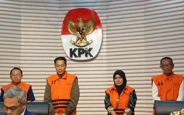 Uang Panas Rp8,94 Miliar Pemerasan TKA Juga Dinikmati 85 Pegawai Direktorat PPTKA Kemnaker Uang Panas Rp8,94 Miliar Pemerasan TKA Juga Dinikmati 85 Pegawai Direktorat PPTKA Kemnaker