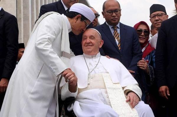 Menag Kenang Paus Fransiskus: Jasa dan Persahabatan Tidak Bisa Dilupakan Menag Kenang Paus Fransiskus: Jasa dan Persahabatan Tidak Bisa Dilupakan