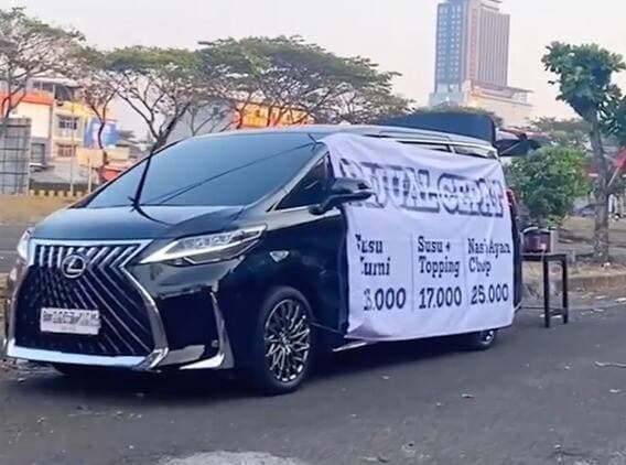 Segini Harga Mobil Lexus yang Dipakai Ryu Kintaro Jualan Susu di Jalanan, Ternyata Miliaran Rupiah Segini Harga Mobil Lexus yang Dipakai Ryu Kintaro Jualan Susu di Jalanan, Ternyata Miliaran Rupiah