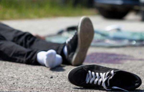 Terperosok Lubang Jalan, Pengendara Motor Tewas Tertabrak di Driyorejo Terperosok Lubang Jalan, Pengendara Motor Tewas Tertabrak di Driyorejo