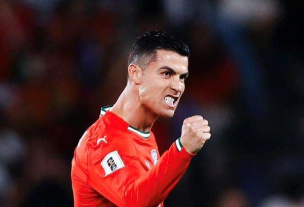 Cristiano Ronaldo dan Lionel Messi Pecahkan Rekor: Tampil di 6 Edisi Piala Dunia Beruntun! Cristiano Ronaldo dan Lionel Messi Pecahkan Rekor: Tampil di 6 Edisi Piala Dunia Beruntun!