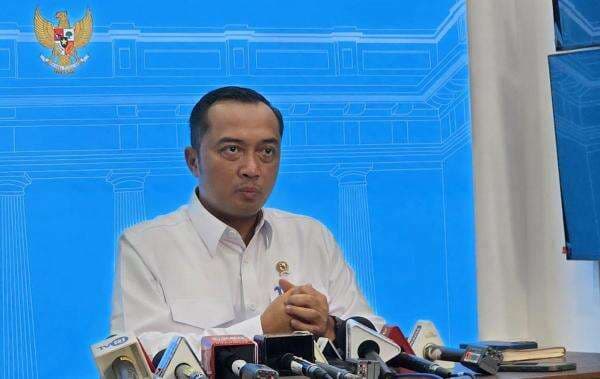 Banjir Melanda Jakarta, Istana Sampaikan Permohonan Maaf Banjir Melanda Jakarta, Istana Sampaikan Permohonan Maaf