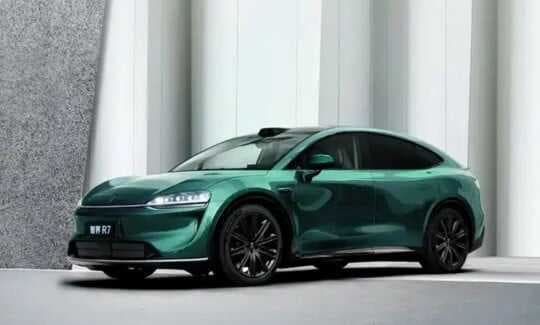 Luxeed R7 Cetak Rekor Dunia, SUV Produksi Massal dengan Hambatan Udara Terendah Luxeed R7 Cetak Rekor Dunia, SUV Produksi Massal dengan Hambatan Udara Terendah