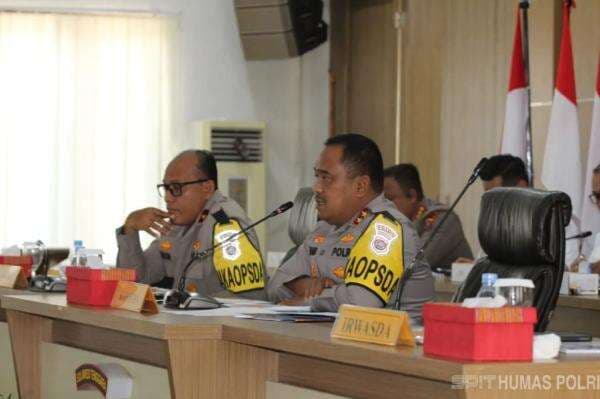 Polda Sultra Tangani 35 Kasus Korupsi Sepanjang 2025, Kerugian Negara Tembus Rp23,2 Miliar Polda Sultra Tangani 35 Kasus Korupsi Sepanjang 2025, Kerugian Negara Tembus Rp23,2 Miliar