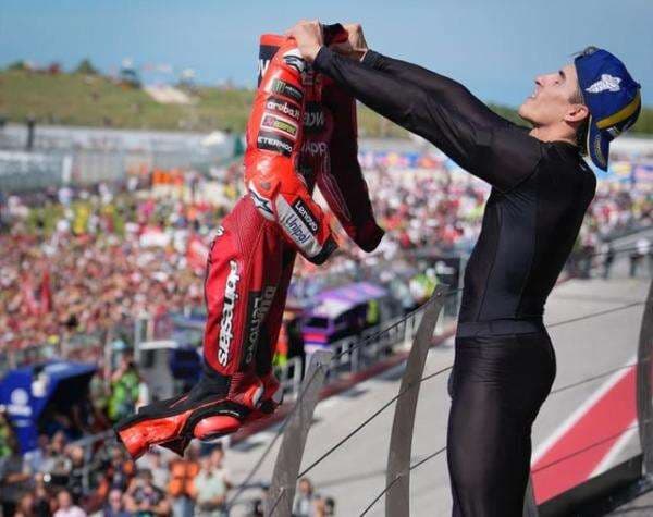 Ambisi Marc Marquez untuk MotoGP 2026: The Baby Alien Bertekad Pertahankan Gelar Juara Dunia Ambisi Marc Marquez untuk MotoGP 2026: The Baby Alien Bertekad Pertahankan Gelar Juara Dunia