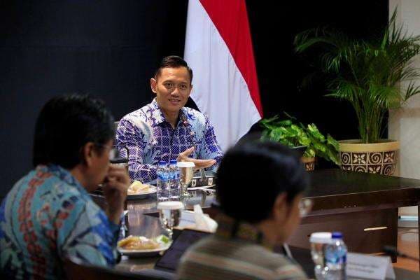 Proyek Raksasa Giant Sea Wall Rp800 Triliun Dilirik Investor Eropa dan Timur Tengah Proyek Raksasa Giant Sea Wall Rp800 Triliun Dilirik Investor Eropa dan Timur Tengah
