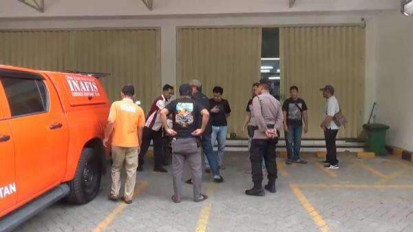 Perampokan Bersenjata di Minimarket Magetan, Pelaku 3 Orang Pakai Penutup Wajah Perampokan Bersenjata di Minimarket Magetan, Pelaku 3 Orang Pakai Penutup Wajah