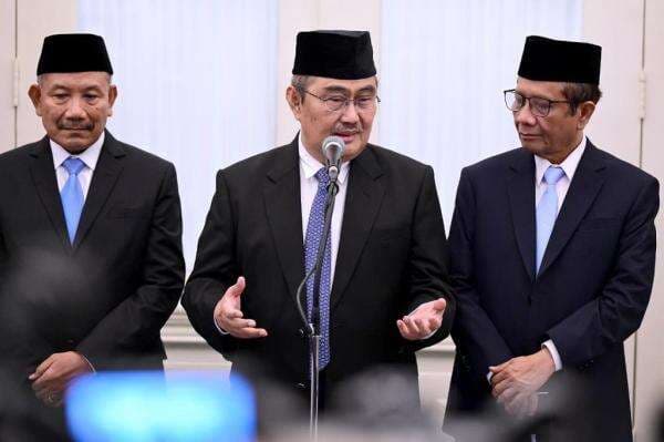 Komisi Percepatan Reformasi Polri Targetkan Beri Rekomendasi ke Prabowo dalam 3 Bulan Komisi Percepatan Reformasi Polri Targetkan Beri Rekomendasi ke Prabowo dalam 3 Bulan