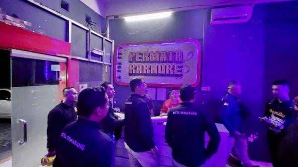 Ramadhan, 4 Tempat Karaoke di Semarang Disegel karena Langgar Jam Operasional Ramadhan, 4 Tempat Karaoke di Semarang Disegel karena Langgar Jam Operasional