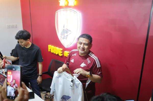 Duel Klasik PSM vs Persija, Pemkot Makassar Sediakan 6 Mobil untuk Suporter ke Parepare Duel Klasik PSM vs Persija, Pemkot Makassar Sediakan 6 Mobil untuk Suporter ke Parepare