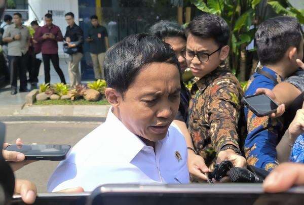 Raja Juli Sebut Tetap Butuh Polisi Aktif di Kemenhut: Bantu Pengawasan Internal Raja Juli Sebut Tetap Butuh Polisi Aktif di Kemenhut: Bantu Pengawasan Internal