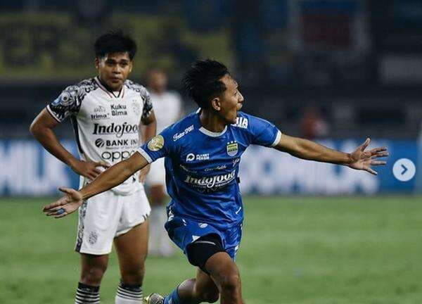 Hasil Liga 1 2024-2025: Persib Bandung Sikat Bali United 2-1 Hasil Liga 1 2024-2025: Persib Bandung Sikat Bali United 2-1