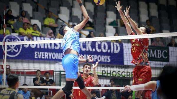 Tedi Oka Gemilang, Samator Taklukkan Bank Sumsel di Gresik Tedi Oka Gemilang, Samator Taklukkan Bank Sumsel di Gresik