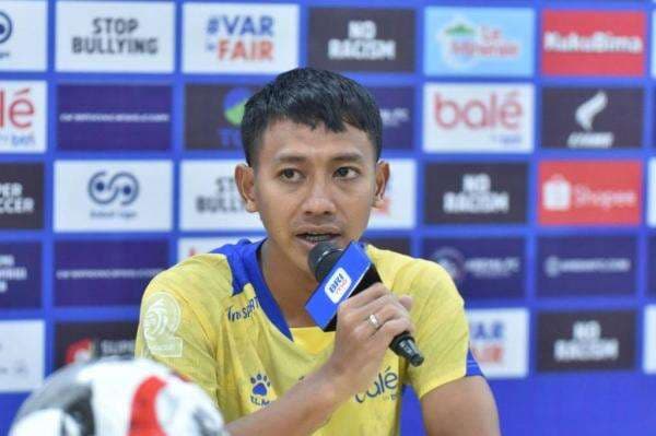 Komentar Beckham Putra Usai Jadi Kapten Persib saat Kalahkan Arema FC Komentar Beckham Putra Usai Jadi Kapten Persib saat Kalahkan Arema FC